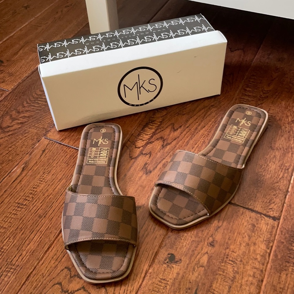 Checkered Slides